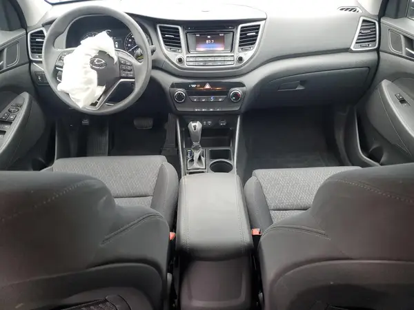 KM8J3CA42HU445225 2017 HYUNDAI TUCSON - Image 8