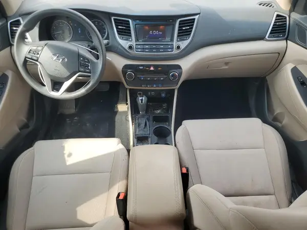 KM8J3CA42HU445418 2017 HYUNDAI TUCSON - Image 8