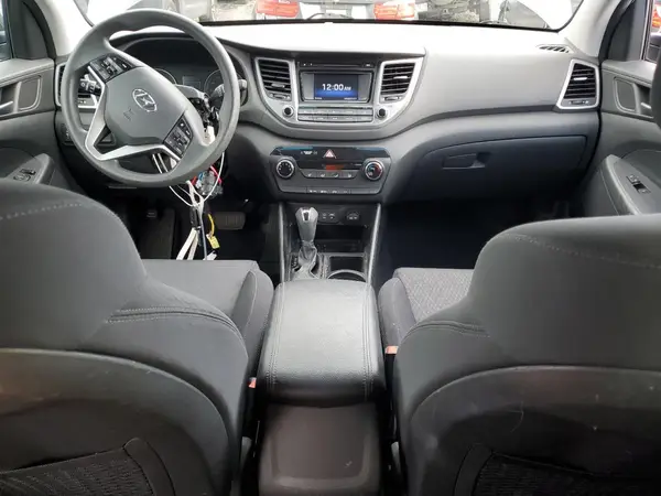 KM8J3CA42HU445774 2017 HYUNDAI TUCSON - Image 8