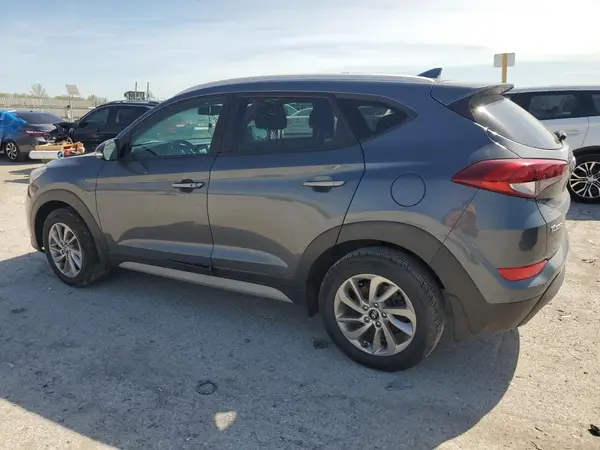 KM8J3CA42HU448951 2017 HYUNDAI TUCSON - Image 2