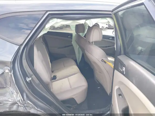 KM8J3CA42HU454376 2017 HYUNDAI TUCSON - Image 8