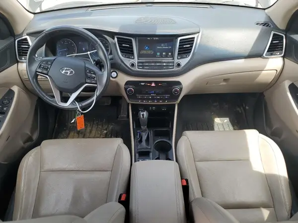 KM8J3CA42HU464809 2017 HYUNDAI TUCSON - Image 8