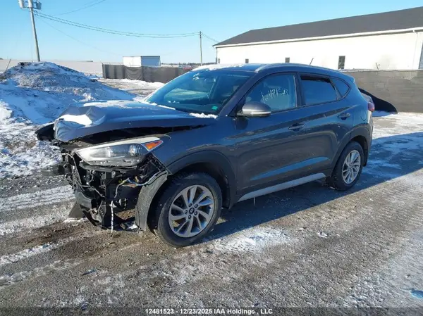 KM8J3CA42HU475986 2017 HYUNDAI TUCSON - Image 2