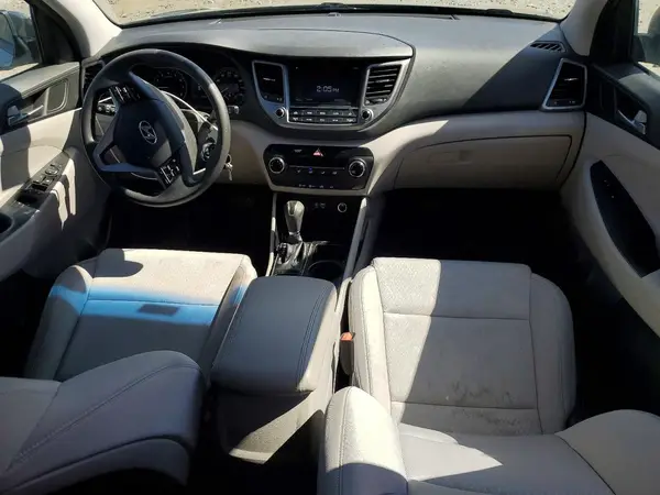 KM8J3CA42HU478497 2017 HYUNDAI TUCSON - Image 8