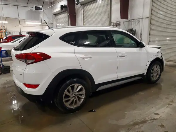 2017 HYUNDAI TUCSON COPART lot 78719735 auction photo 3
