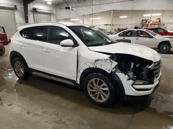 2017 HYUNDAI TUCSON COPART lot 78719735 auction photo 4