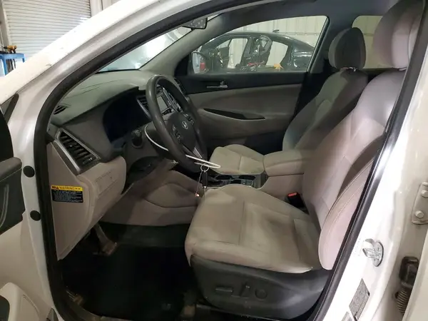 2017 HYUNDAI TUCSON COPART lot 78719735 auction photo 7