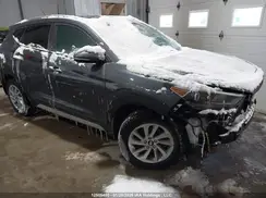 KM8J3CA42HU491542 2017 HYUNDAI TUCSON