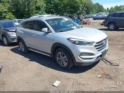 KM8J3CA42HU507092 2017 HYUNDAI TUCSON