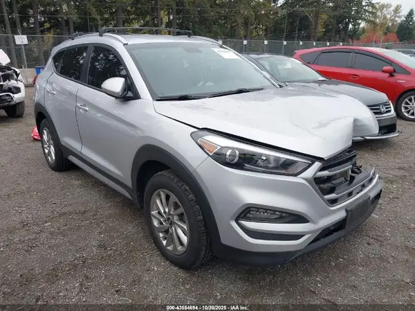 KM8J3CA42HU522272 2017 HYUNDAI TUCSON - Image 1