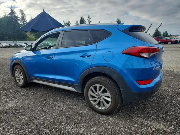 KM8J3CA42HU522983 2017 HYUNDAI TUCSON - Image 2