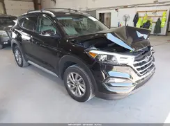 KM8J3CA42HU528654 2017 HYUNDAI TUCSON