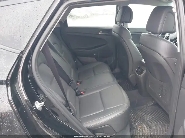 KM8J3CA42HU530954 2017 HYUNDAI TUCSON - Image 8