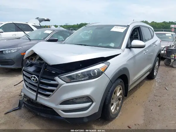 KM8J3CA42HU534406 2017 HYUNDAI TUCSON - Image 2