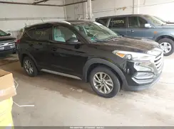 KM8J3CA42HU556549 2017 HYUNDAI TUCSON