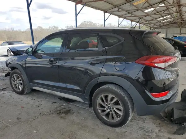 KM8J3CA42HU564568 2017 HYUNDAI TUCSON - Image 2