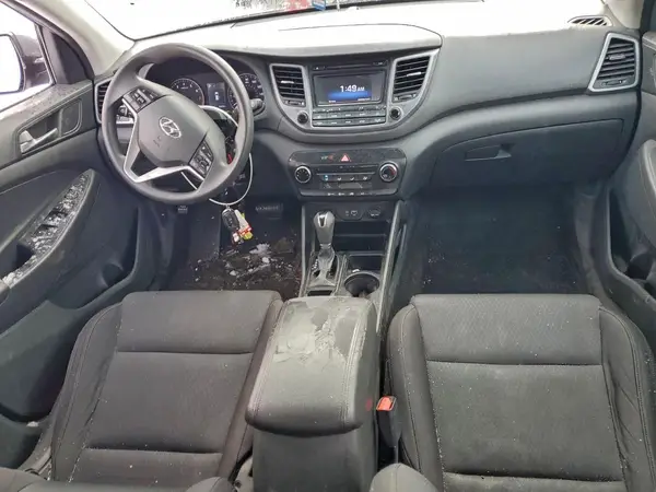 KM8J3CA42HU574078 2017 HYUNDAI TUCSON - Image 8