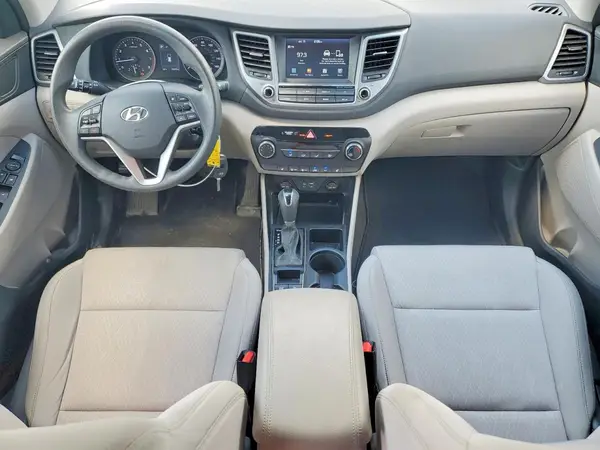 KM8J3CA42JU603486 2018 HYUNDAI TUCSON - Image 8