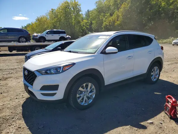 KM8J3CA42JU603665 2018 HYUNDAI TUCSON - Image 1