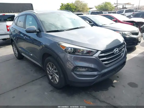 KM8J3CA42JU604749 2018 HYUNDAI TUCSON - Image 1