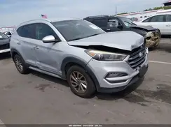 KM8J3CA42JU606632 2018 HYUNDAI TUCSON