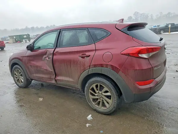 KM8J3CA42JU626461 2018 HYUNDAI TUCSON - Image 2