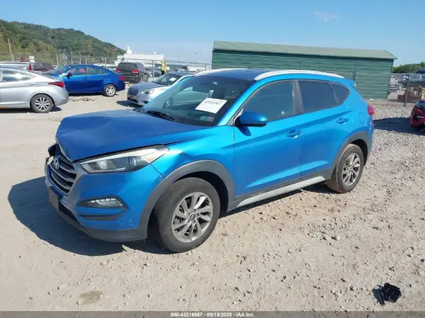 KM8J3CA42JU640344 2018 HYUNDAI TUCSON - Image 2