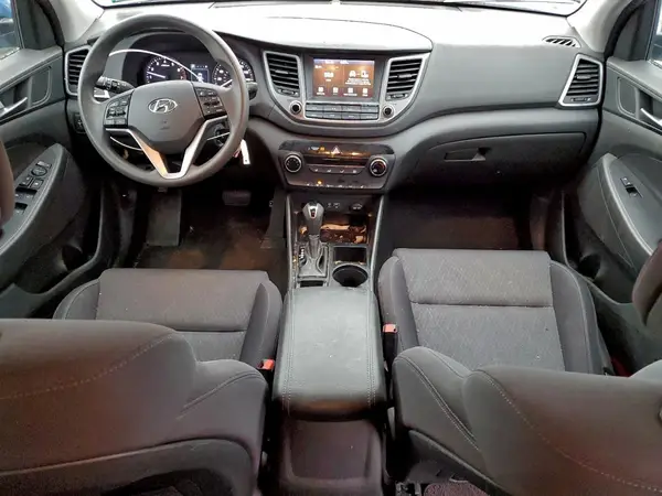 KM8J3CA42JU643339 2018 HYUNDAI TUCSON - Image 8