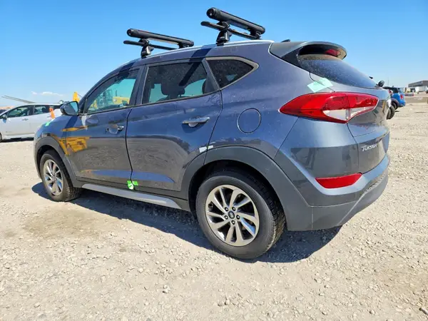 KM8J3CA42JU648010 2018 HYUNDAI TUCSON - Image 2