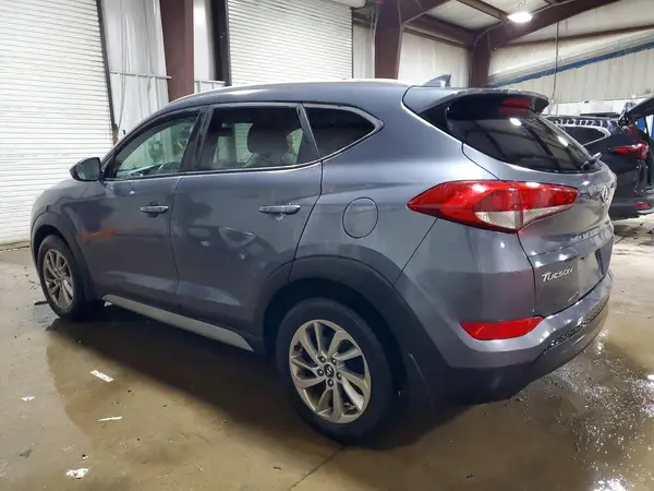 KM8J3CA42JU649769 2018 HYUNDAI TUCSON - Image 2