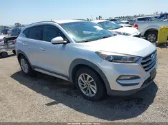 KM8J3CA42JU651196 2018 HYUNDAI TUCSON