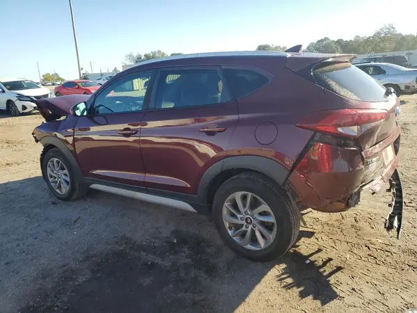 KM8J3CA42JU659413 2018 HYUNDAI TUCSON - Image 2