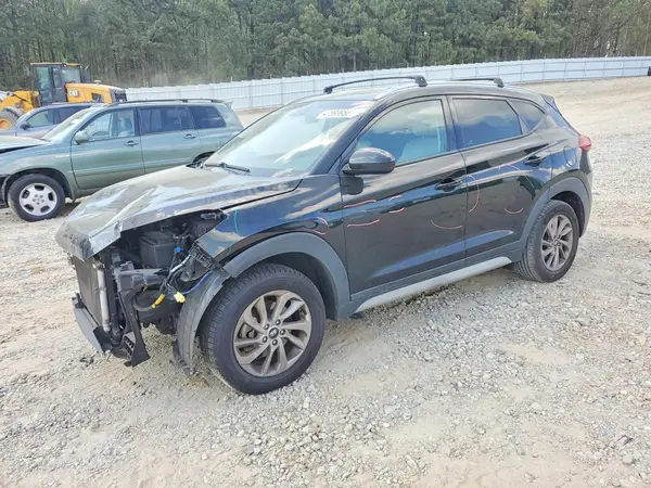 KM8J3CA42JU669844 2018 HYUNDAI TUCSON - Image 1