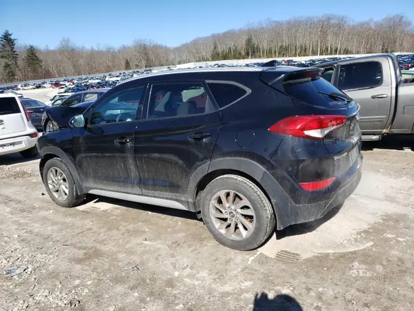 KM8J3CA42JU694727 2018 HYUNDAI TUCSON - Image 2