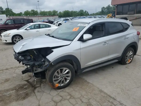 KM8J3CA42JU694923 2018 HYUNDAI TUCSON - Image 1