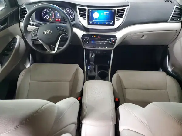 KM8J3CA42JU695456 2018 HYUNDAI TUCSON - Image 8