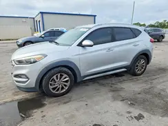 KM8J3CA42JU698213 2018 HYUNDAI TUCSON