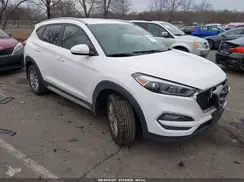 KM8J3CA42JU705290 2018 HYUNDAI TUCSON