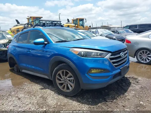 KM8J3CA42JU718542 2018 HYUNDAI TUCSON - Image 1