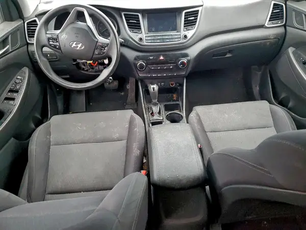 KM8J3CA42JU728603 2018 HYUNDAI TUCSON - Image 8