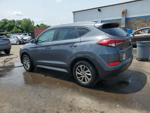 KM8J3CA42JU729265 2018 HYUNDAI TUCSON - Image 2