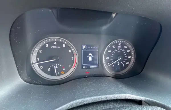 KM8J3CA42JU739259 2018 HYUNDAI TUCSON - Image 8