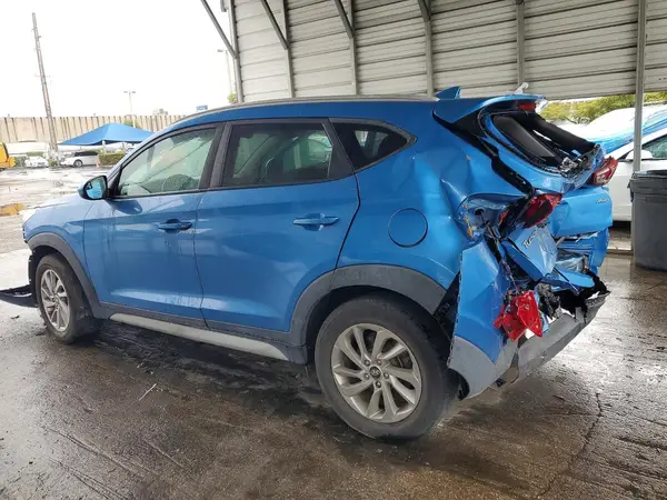 KM8J3CA42JU739763 2018 HYUNDAI TUCSON - Image 2