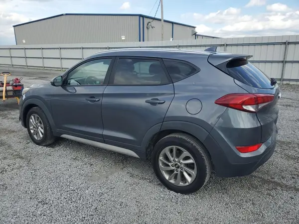 KM8J3CA42JU742517 2018 HYUNDAI TUCSON - Image 2