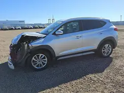 KM8J3CA42JU755901 2018 HYUNDAI TUCSON