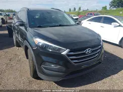 KM8J3CA42JU769863 2018 HYUNDAI TUCSON