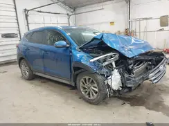 KM8J3CA42JU775873 2018 HYUNDAI TUCSON