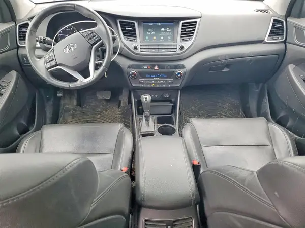 KM8J3CA42JU787960 2018 HYUNDAI TUCSON - Image 8