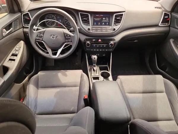 KM8J3CA42JU800920 2018 HYUNDAI TUCSON - Image 8