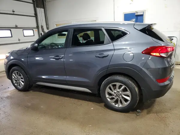 KM8J3CA42JU808029 2018 HYUNDAI TUCSON - Image 2